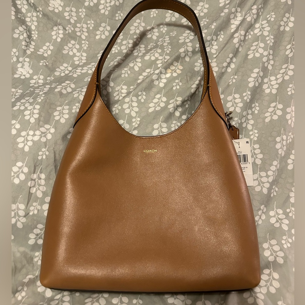 NWT Coach Brooklyn 28 Honey Brown
